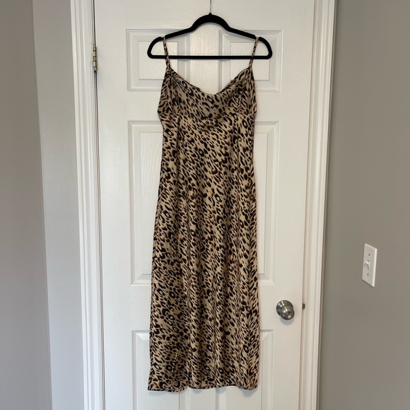 MIDI cheetah slip dress - new without tag size M - Picture 5 of 6